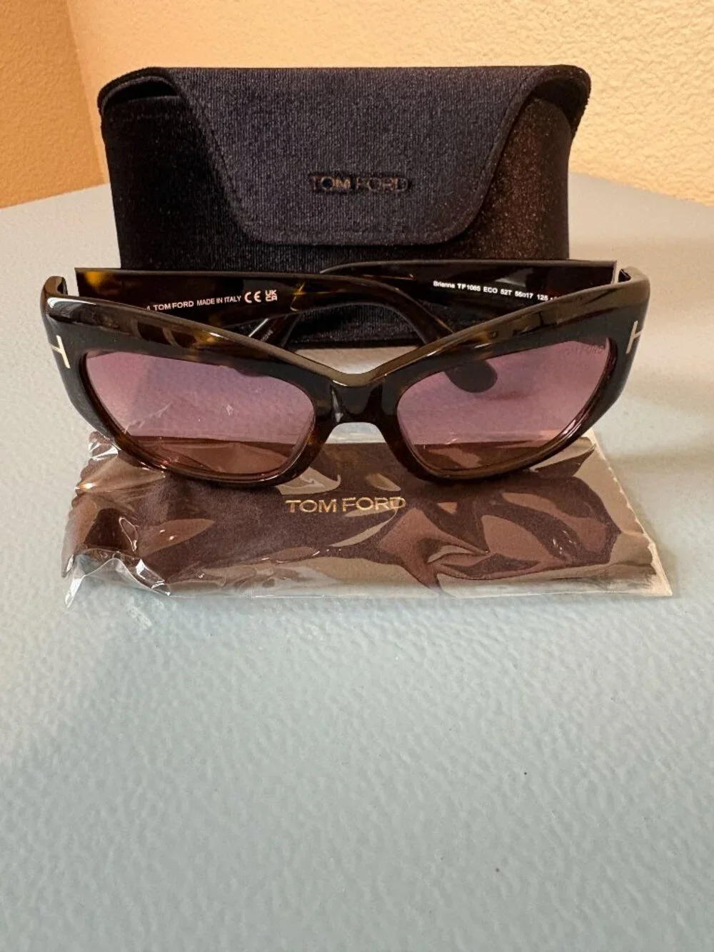 Tom Ford Brianna 55mm Gradient Cat-Eye Sunglasses- NEW in case
